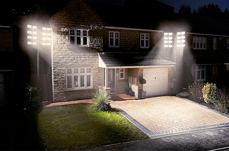 Nos centramos en ofrecer a los clientes soluciones de iluminación innovadoras, eficientes y sostenibles.