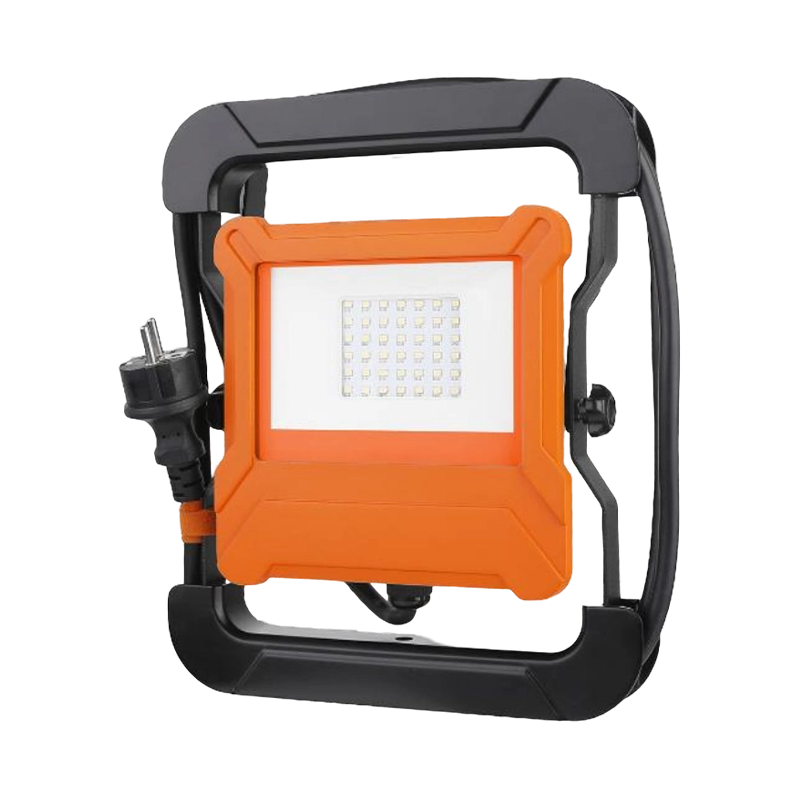 Luz de trabajo LED con toma de corriente TBC con carrete de cable y enchufe Luz de trabajo LED con toma de corriente TBC con carrete de cable y enchufe